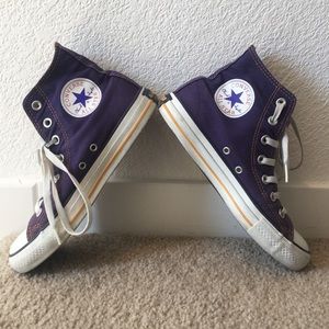 👀 Classic Converse All Star High Tops (W or M) 💛